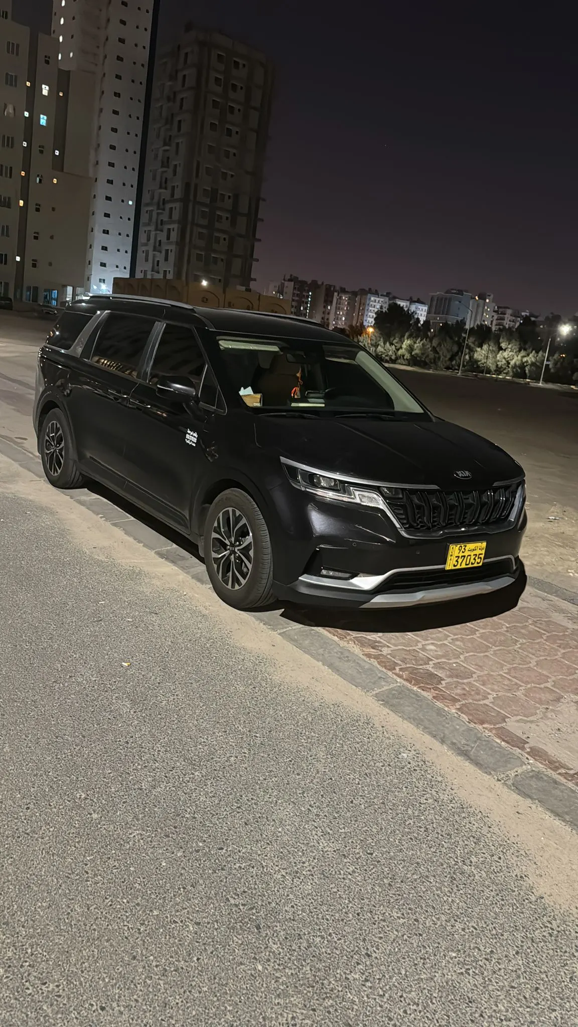 تاكسي فان مطار الكويت